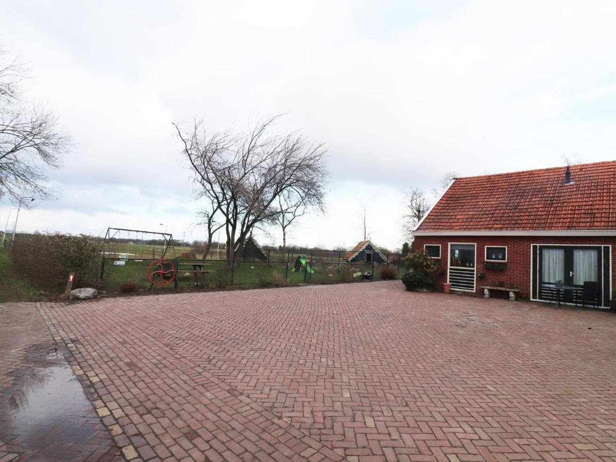 Fine Holiday Home In Donkerbroek Eksteriør bilde