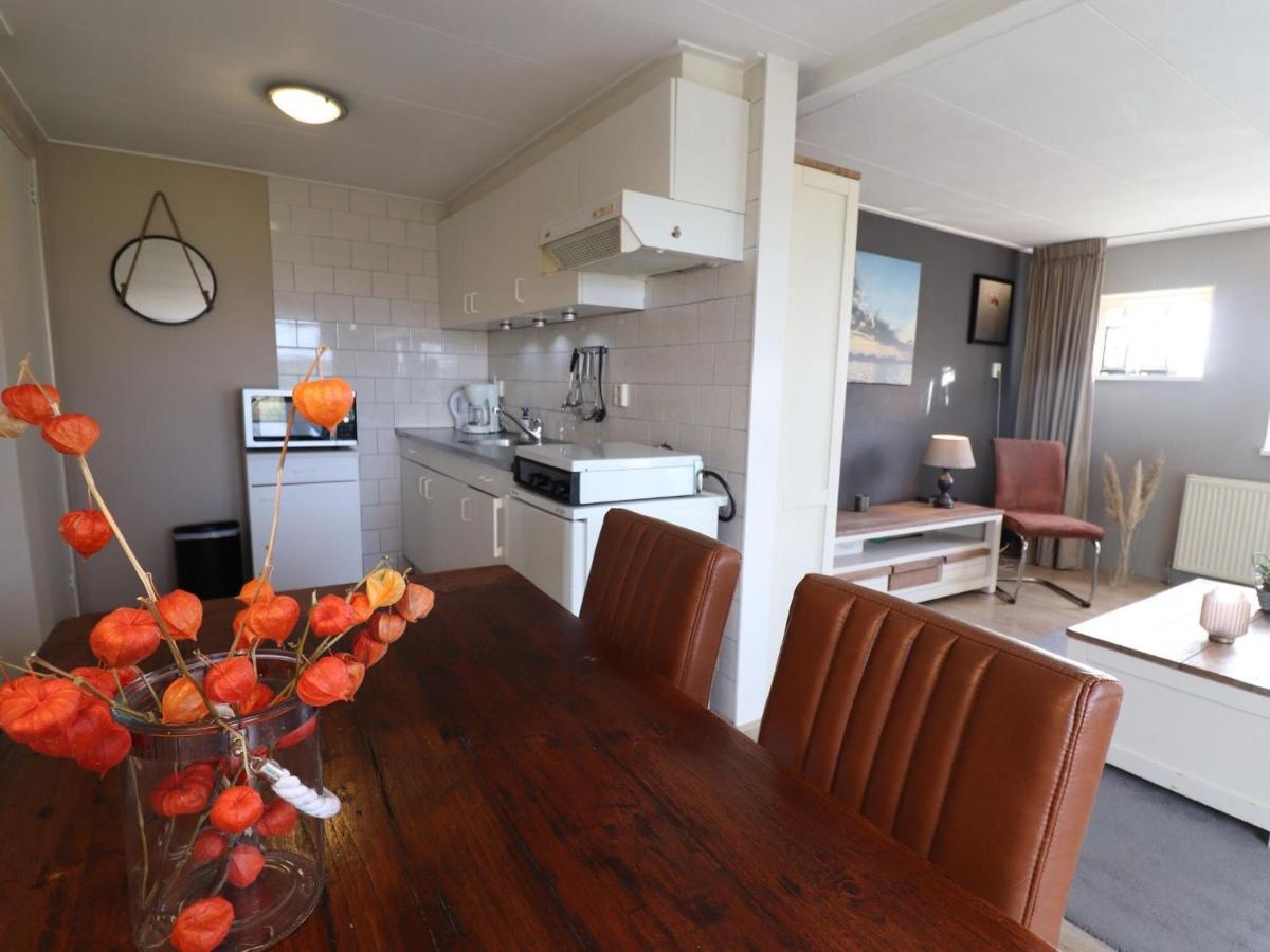 Fine Holiday Home In Donkerbroek Eksteriør bilde